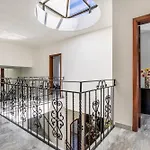 Luxurious 5 Bedroom Pool, 3min From St Julian's