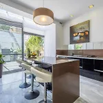Luxurious 5 Bedroom Pool, 3min From St Julian's Βίλα