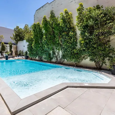 Luxurious 5 Bedroom Pool, 3min From St Julian's * Is-Swieqi