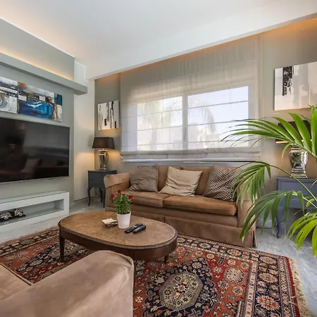 Βίλα Luxurious 5 Bedroom Pool, 3min From St Julian's Is-Swieqi