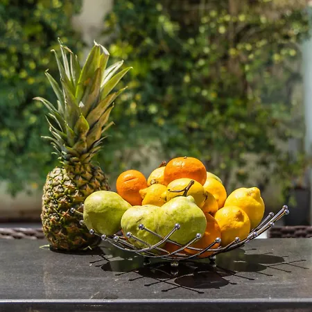 Luxurious 5 Bedroom Pool, 3min From St Julian's *