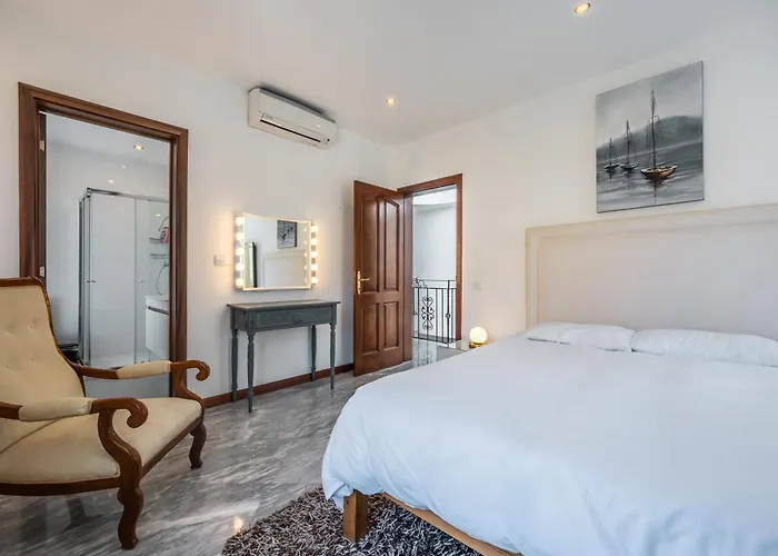 Villa Luxurious 5 Bedroom Pool, 3min From St Julian's *