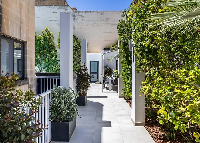 Villa Luxurious 5 Bedroom Pool, 3min From St Julian's *