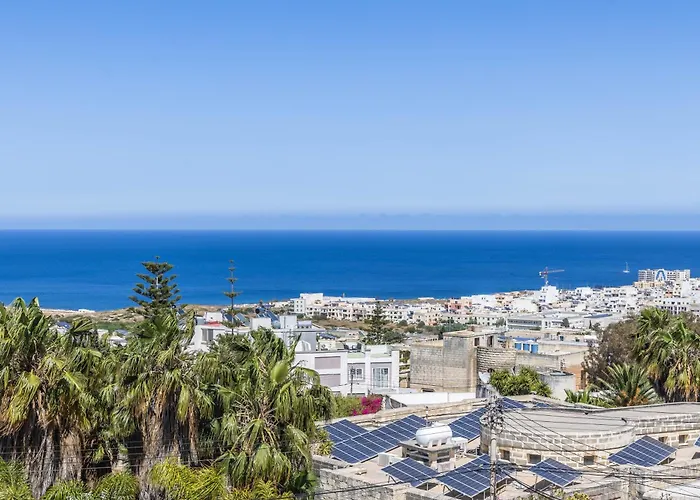 Villa Luxurious 5 Bedroom Pool, 3min From St Julian's Is-Swieqi