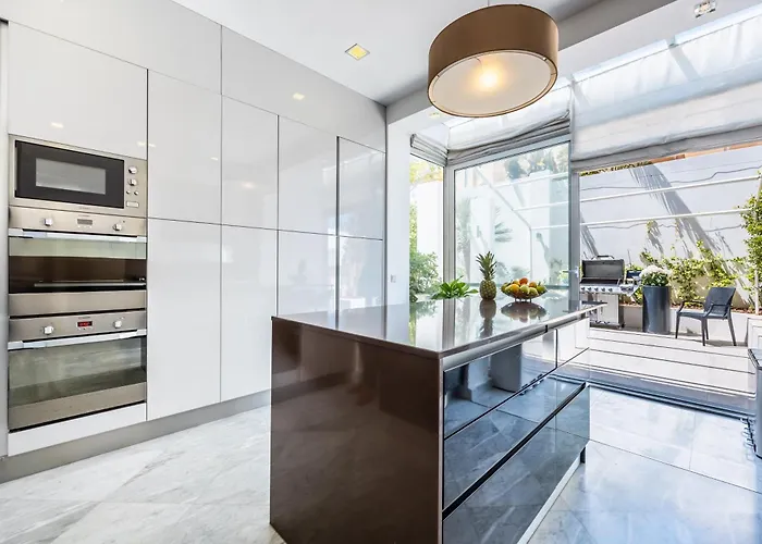 Luxurious 5 Bedroom Pool, 3min From St Julian's Is-Swieqi