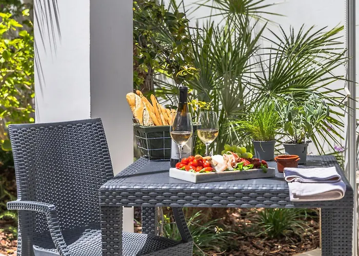 Luxurious 5 Bedroom Pool, 3min From St Julian's *