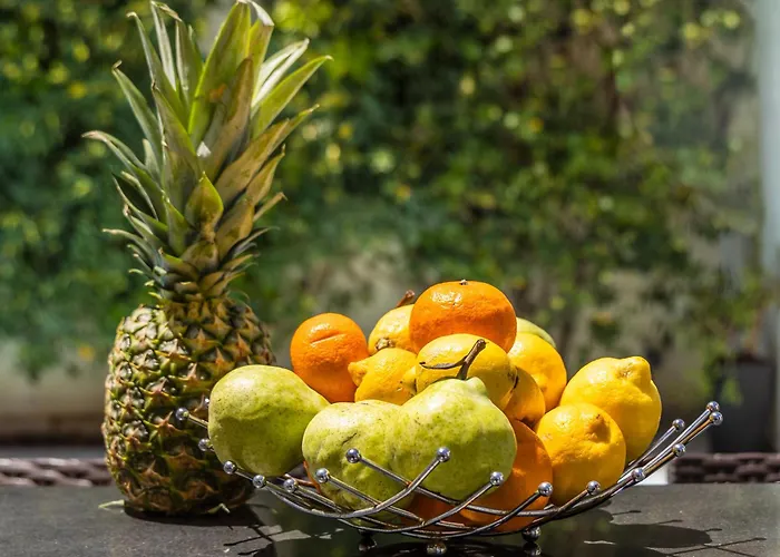 Luxurious 5 Bedroom Pool, 3min From St Julian's *