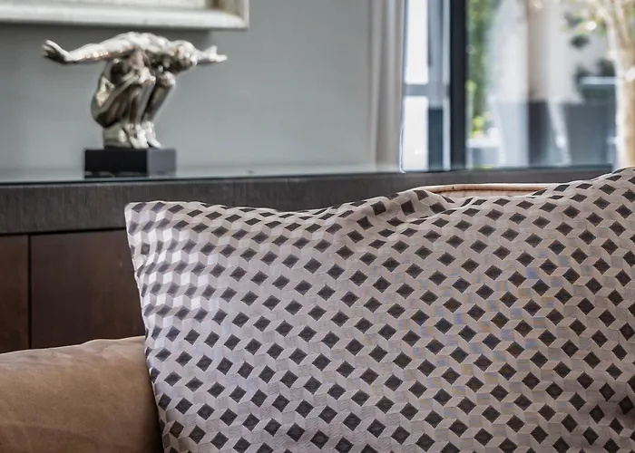 Vila Luxurious 5 Bedroom Pool, 3min From St Julian's *