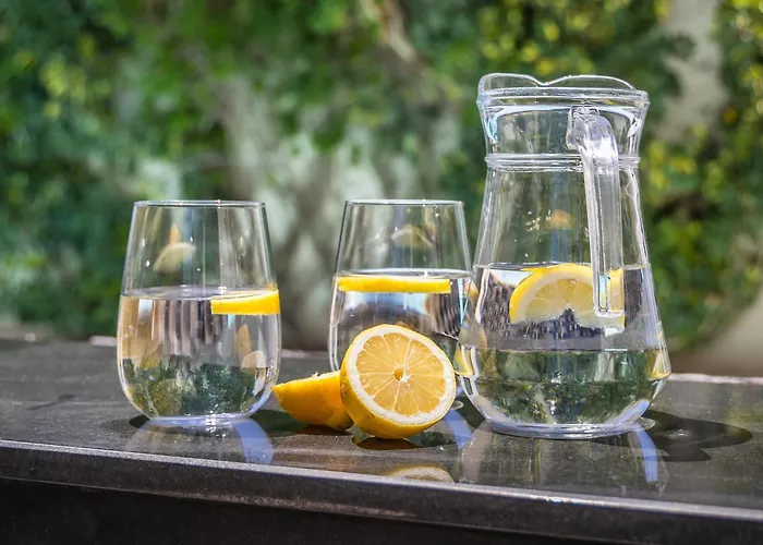 Luxurious 5 Bedroom Pool, 3min From St Julian's